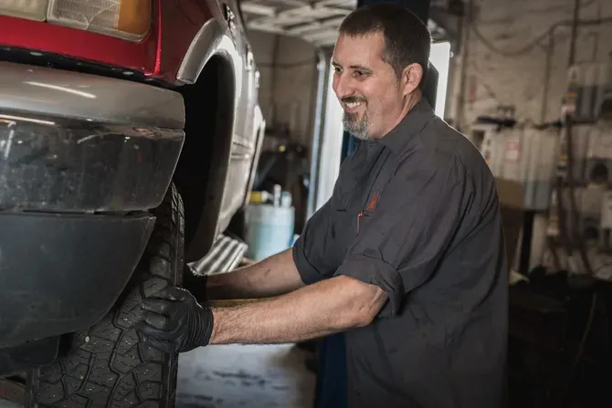 Tire service in the bay